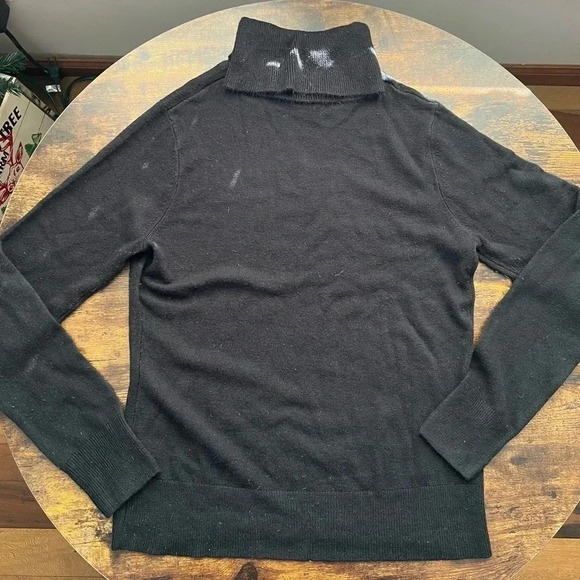 Croft and Barrow | woman’s turtleneck sweater. Size: M. - Picture 9 of 9